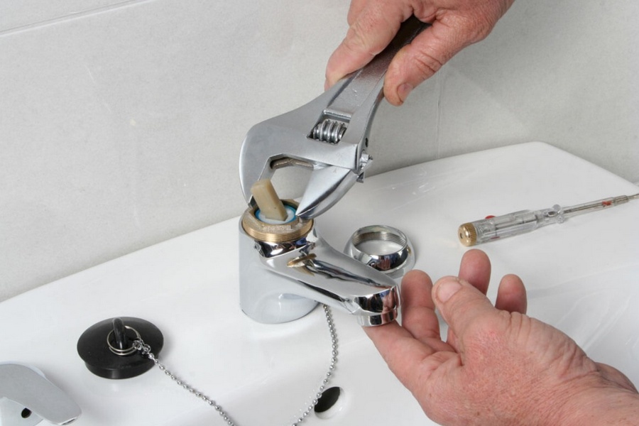 Ways to Prevent a Leaky Faucet